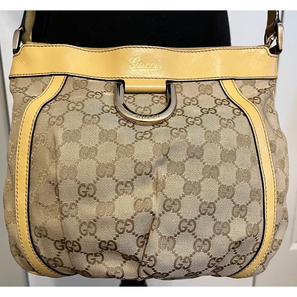 Vintage Gucci GG Canvas D Ring Crossbody with Yellow Trim - Picture 3 of 16